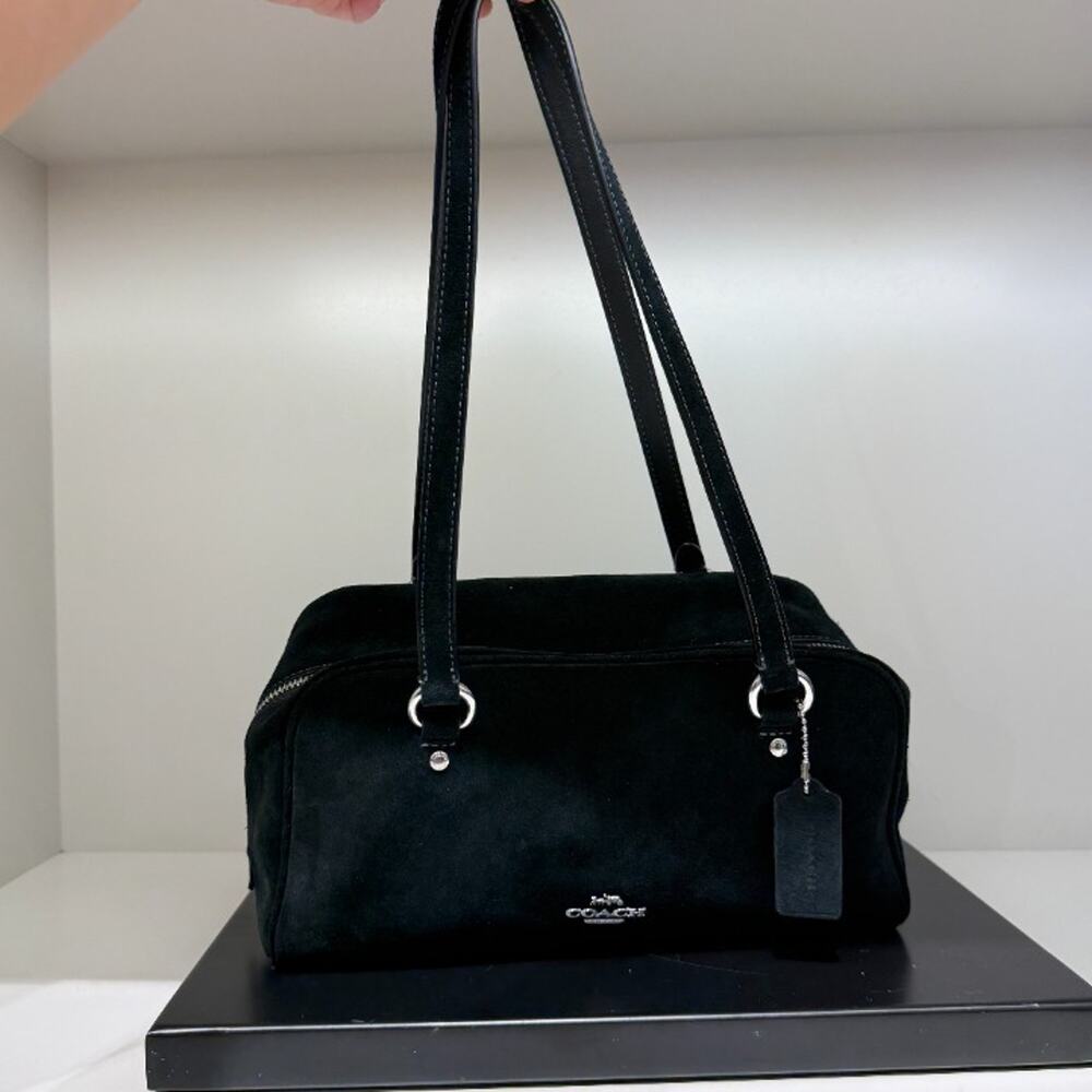 NEW‼️Coach Sydney Shoulder Bag CFP01 suede/Silver/BLACK $350